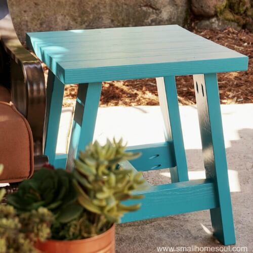 2x4 Outdoor Table by Small Home Soul ~ Creatively Crafty Featured Post ~ Life Beyond the Kitchen